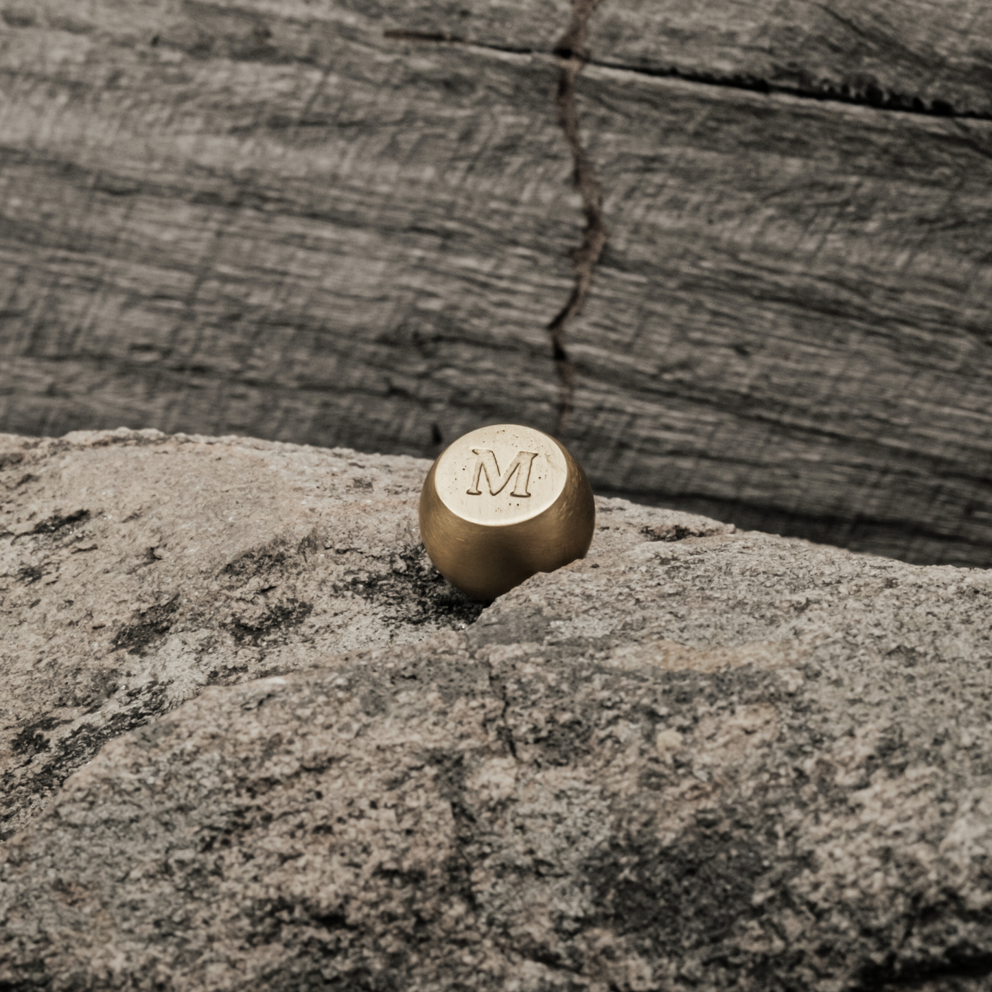 Eneki-Incense-Holder-