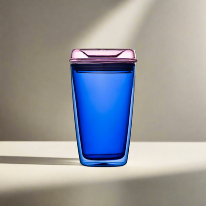 Maho glass cuddle cup in blue with pink lid